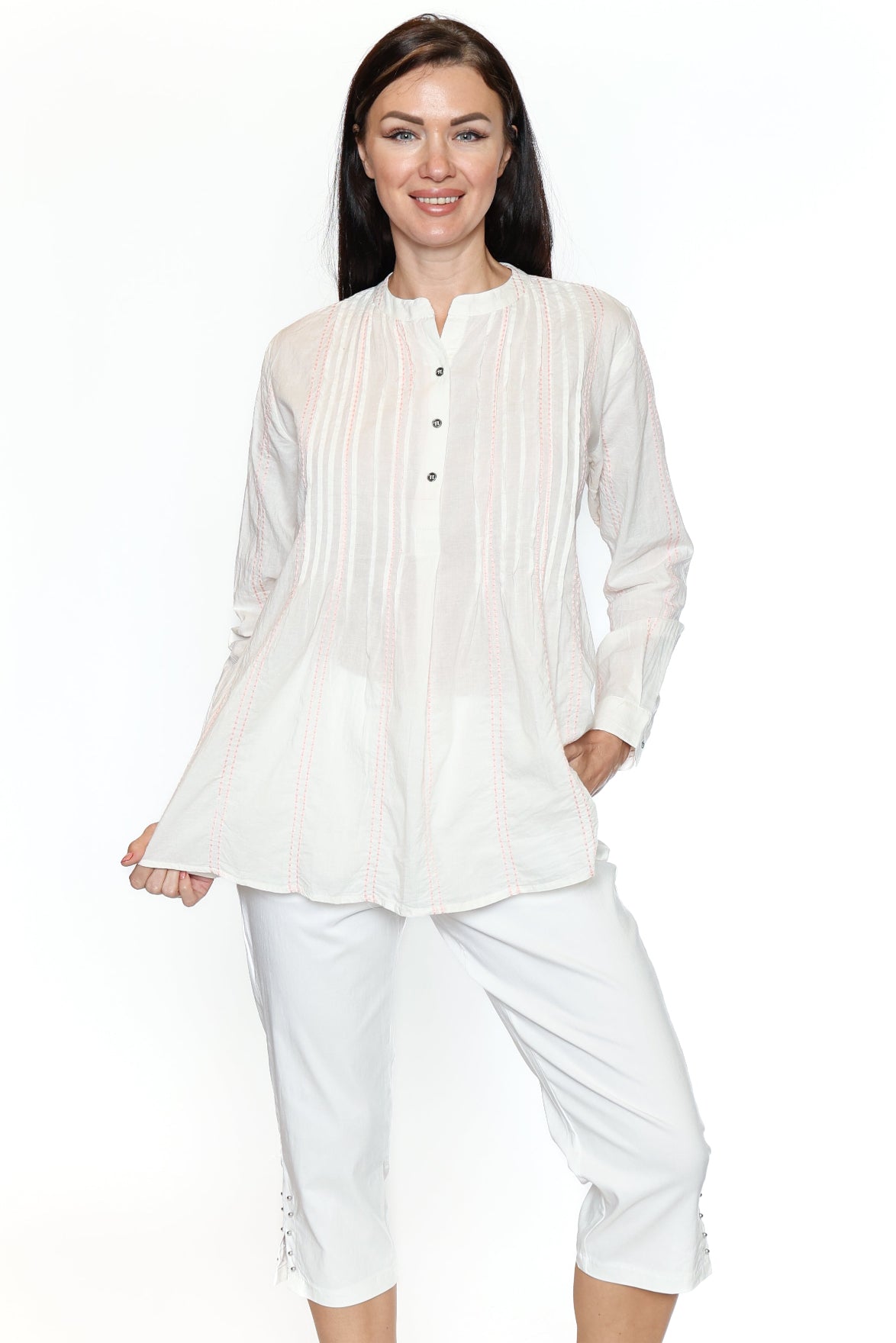 Button Detail Capri Pants
