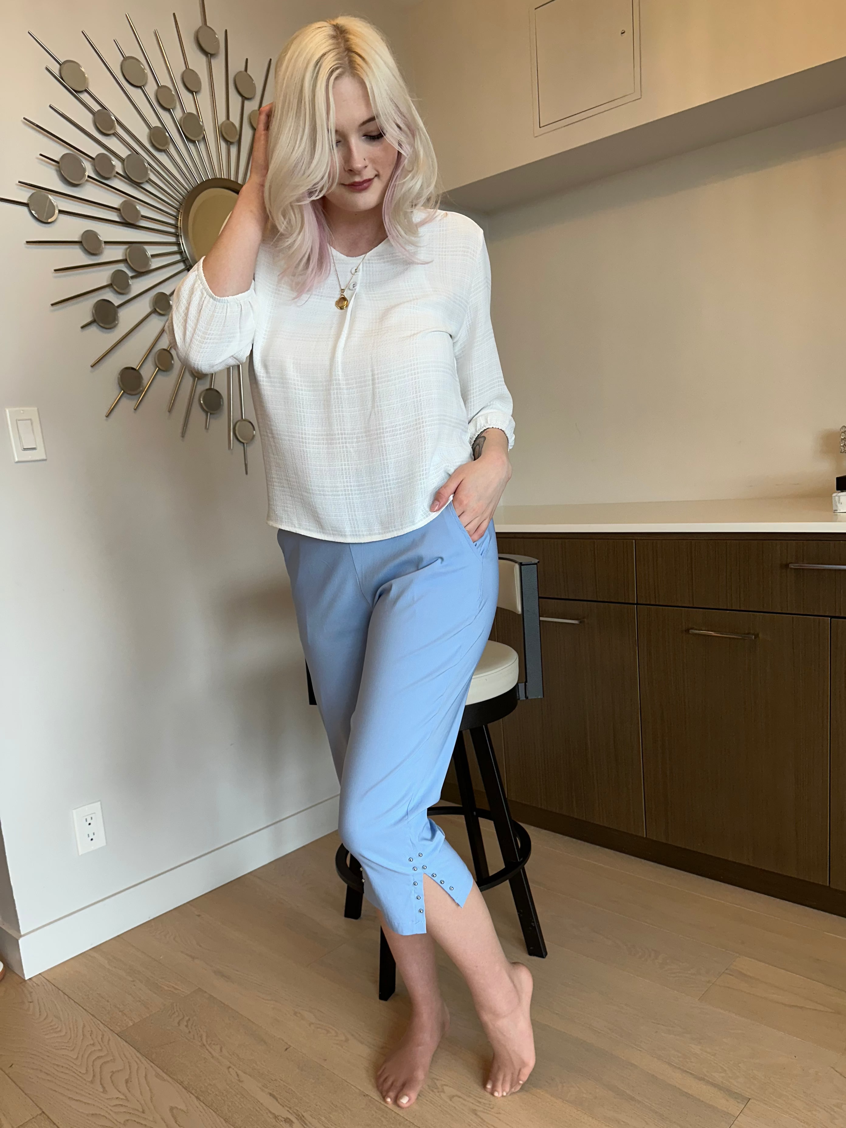 Button Detail Capri Pants