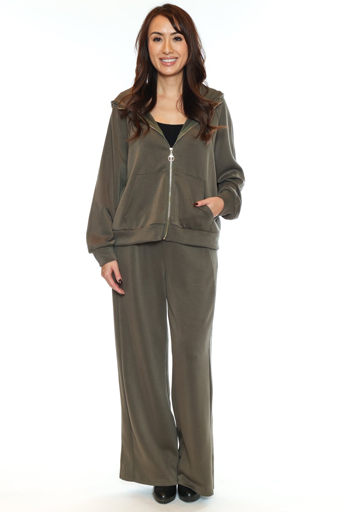 Everyday Wide Leg Pull-On Pant