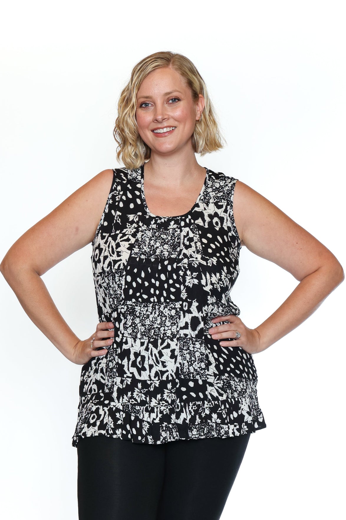 Sleeveless Print Pleated Hem Top