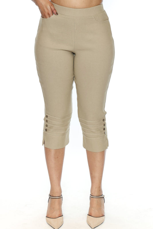 Button Detail Capri Pants