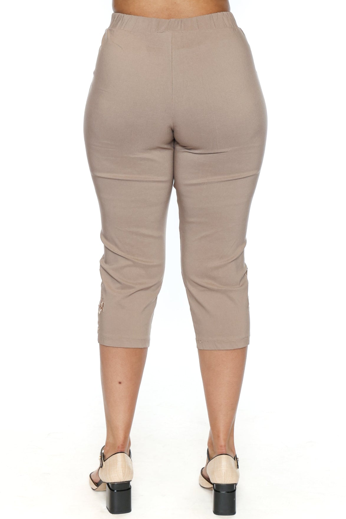 Embroidered Capri Pants