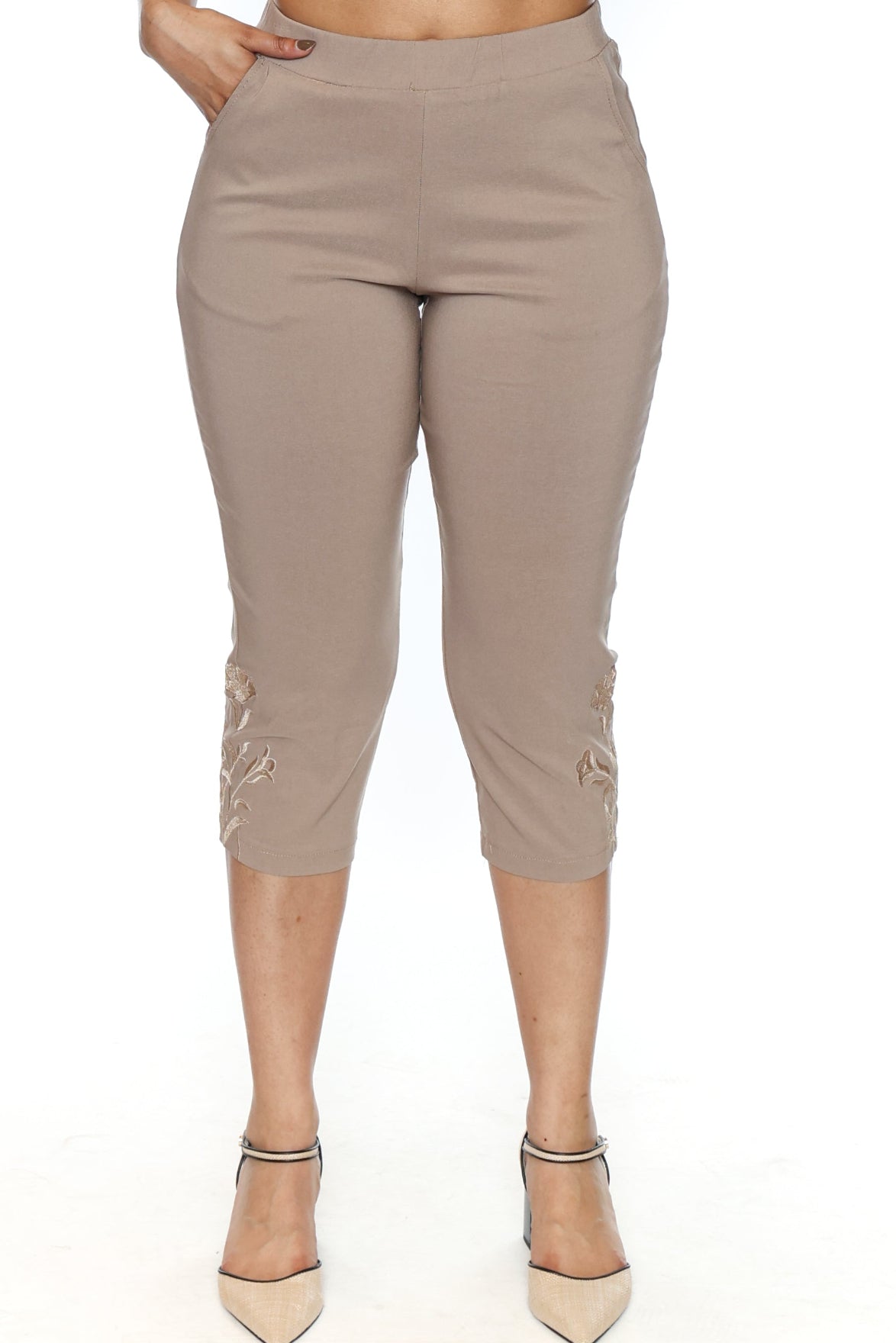 Embroidered Capri Pants